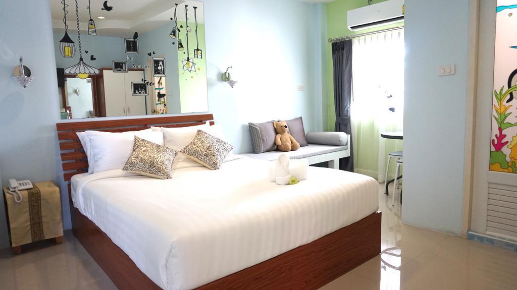 Naka Dream Hotel HHQ Rum bild