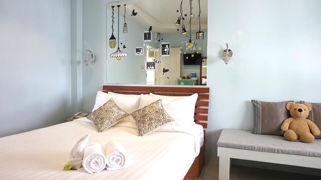 Naka Dream Hotel HHQ Rum bild