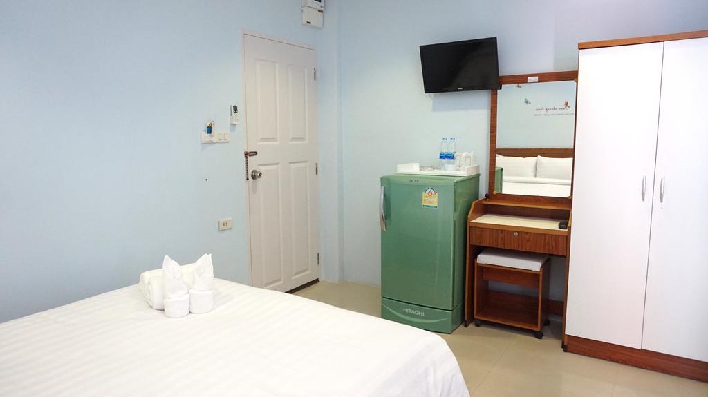 Naka Dream Hotel HHQ Rum bild